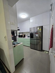 Tampines North Drive 1 (Tampines), Multi Generation #594137381
